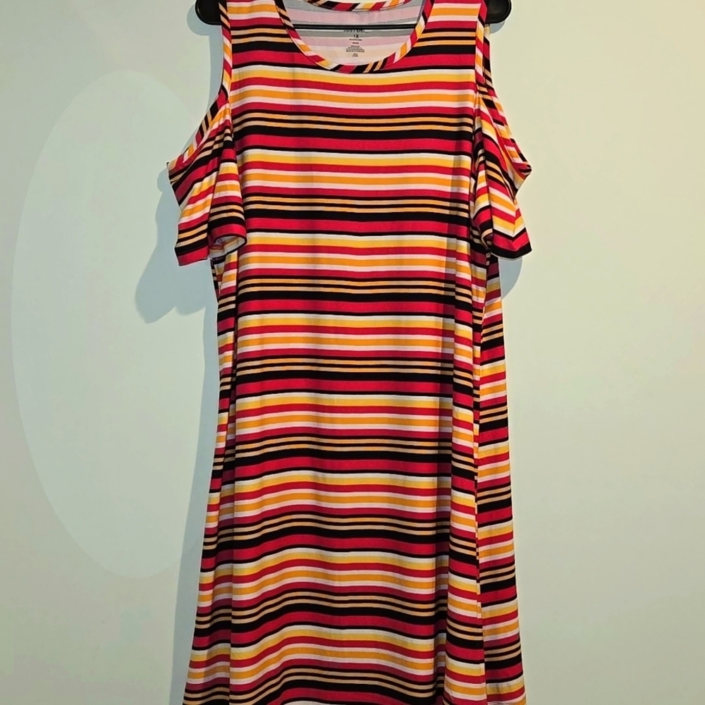 Just Be pink yellow white black cold shoulder dress. Size 1X. NWOT.